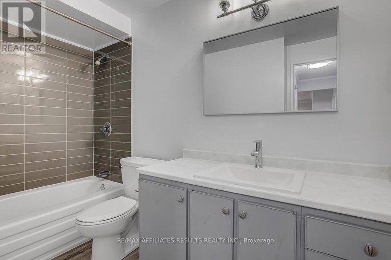 29621627/1609-415-greenview-avenue/britannia/ottawa/ontario/K2B8G5_29