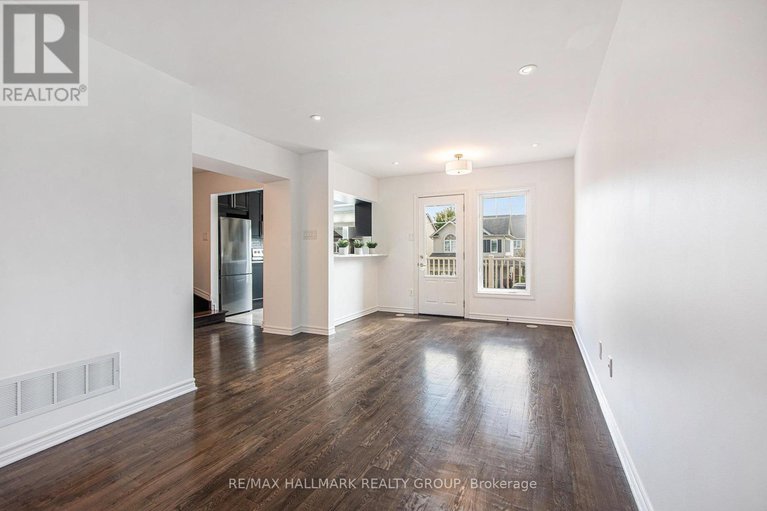 28782242/2427-nutgrove-avenue/half-moon-bay/ottawa/ontario/K2J0X4_8