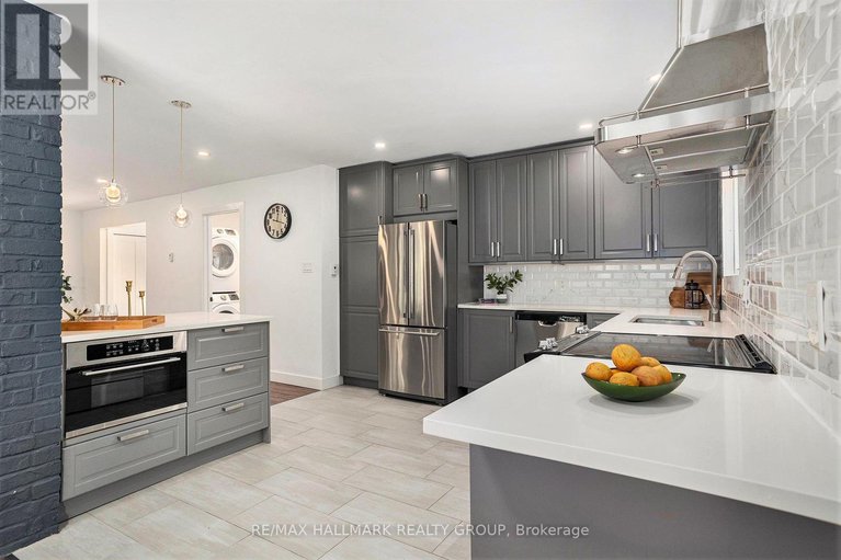 28815928/70-varley-drive/beaverbrook/ottawa/ontario/K2K1H2_9