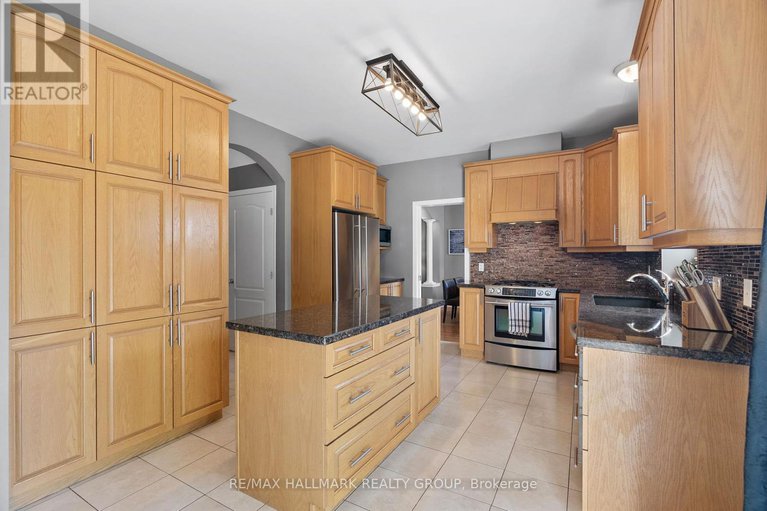 28826305/37-wilderness-way/stittsville-north/ottawa/ontario/K2S2E2_10