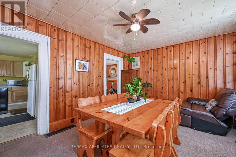 28756533/60-chambers-street/smiths-falls/smiths-falls/ontario/K7A2Y6_17