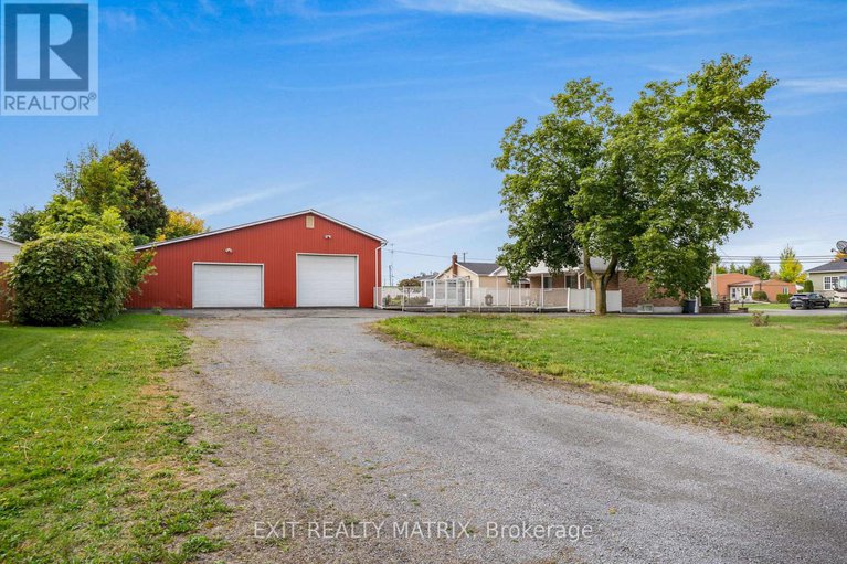 28923797/323-longueuil-street/lorignal/champlain/ontario/K0B1K0_22
