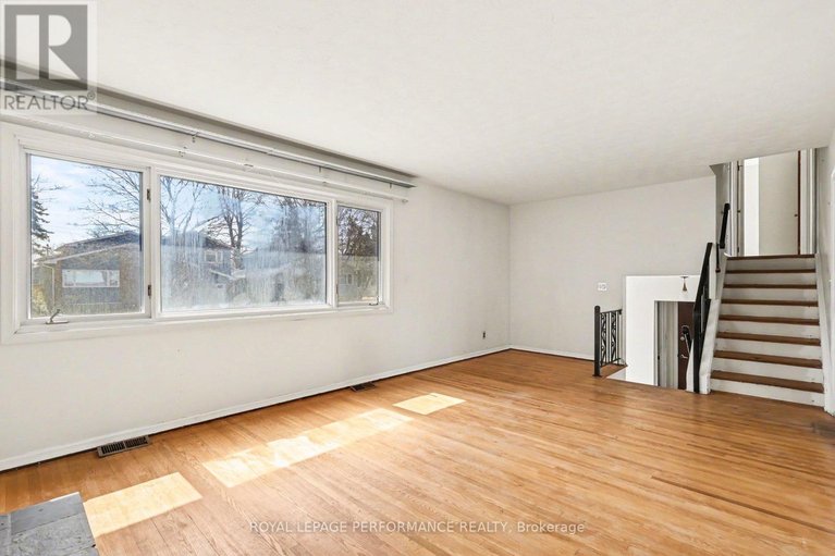 29614831/767-cross-avenue/elmvale-acresurbandale/ottawa/ontario/K1G3C9_4