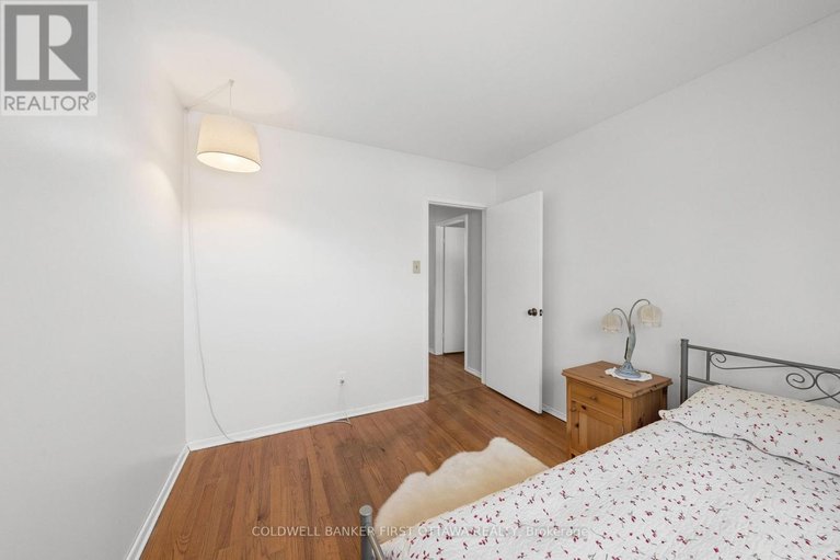 29663653/54-evergreen-drive/lynwood-village/ottawa/ontario/K2H6C9_28