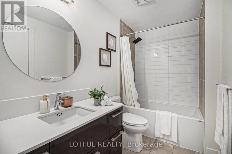 29245173/1604-255-bay-street/ottawa-centre/ottawa/ontario/K1R0C5_20