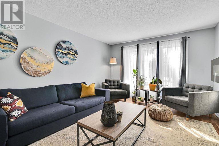 28944785/53-21-midland-crescent/arlington-woods/ottawa/ontario/K2H8P6_4