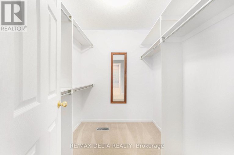 28529206/664-arc-en-ciel-street/fallingbrookgardenway-south/ottawa/ontario/K4A3H8_21