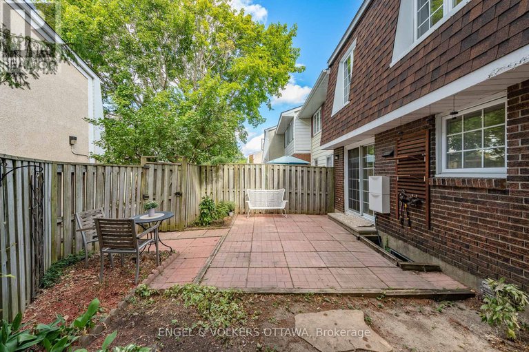28811441/105-302-kintyre-private/carleton-square/ottawa/ontario/K2C3M6_39