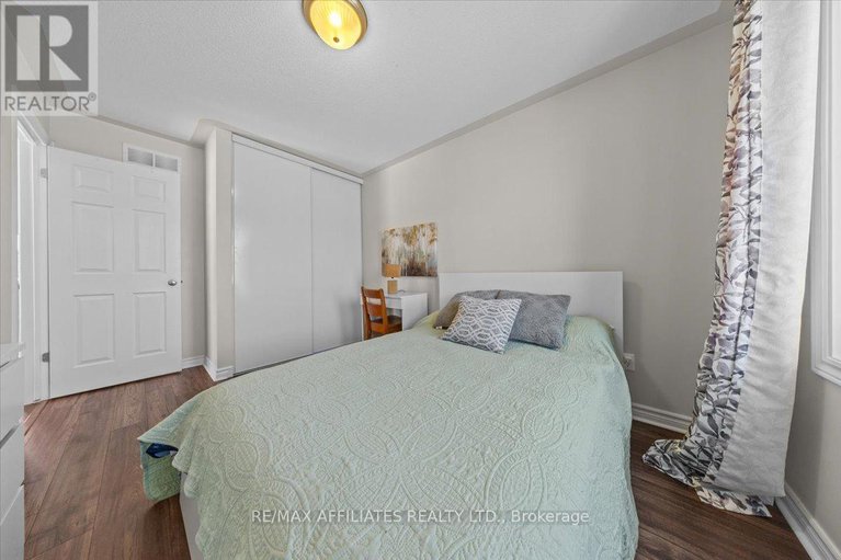 28378372/119-silvermoon-crescent/avalon-east/ottawa/ontario/K4A0P5_31