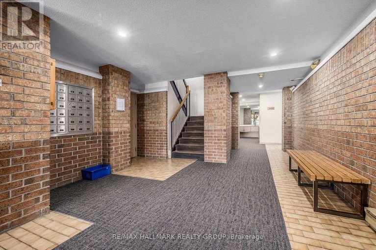 29555971/306-316-savard-avenue/vanier/ottawa/ontario/K1L7S2_19