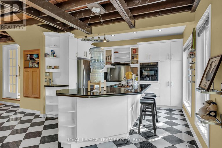 28352509/2322-summerside-drive/manotick-east-to-manotick-station/ottawa/ontario/K4M1B4_15