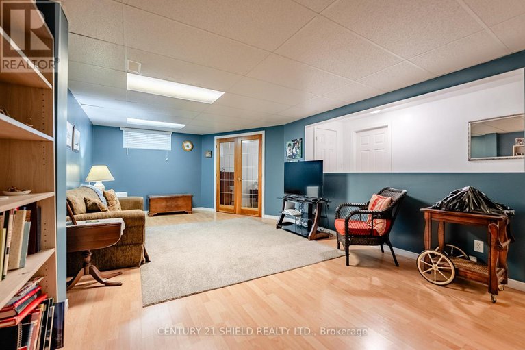 29038692/14215-county-rd-2-highway/south-stormont-osnabruck-twp/south-stormont/ontario/K0C1M0_32