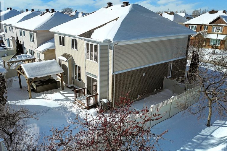 29353863/326-dawnlight-street/avalon-east/ottawa/ontario/K4A5G4_27