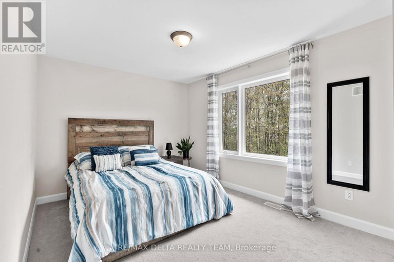 28323311/820-mercier-crescent/orleans-village/ottawa/ontario/K1W0N6_30