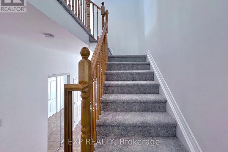 28928312/457-foxhall-way/bridlewood/ottawa/ontario/K2M0G2_24