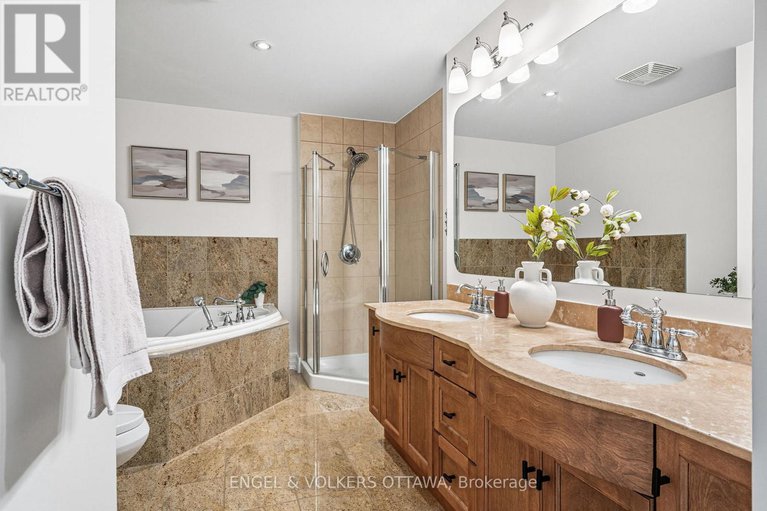 28862056/403-320-mcleod-street/ottawa-centre/ottawa/ontario/K2P1A3_26