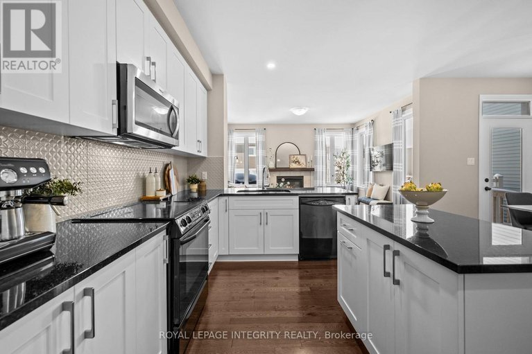 29401414/696-vivera-place/stittsville-north/ottawa/ontario/K2S2N1_8