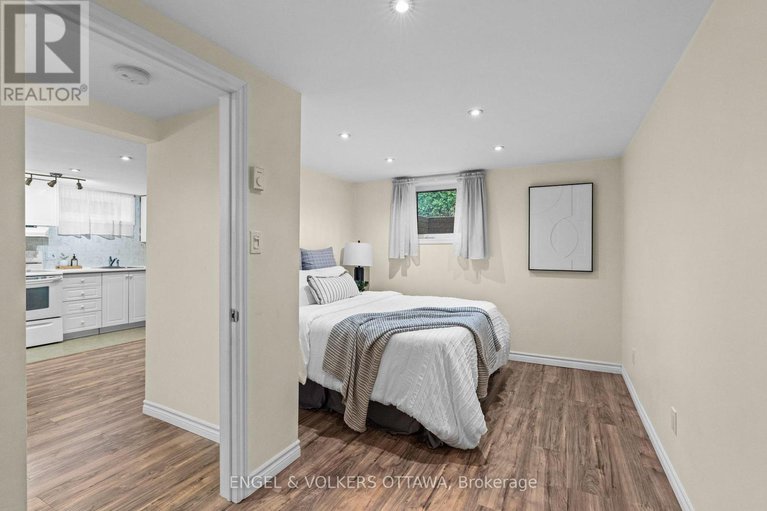 28805292/1941-haig-drive/elmvale-acres/ottawa/ontario/K1G2J9_23