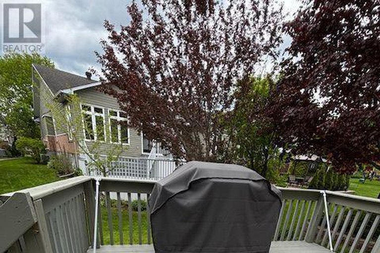 28389612/60-sable-run-drive/stittsville-central/ottawa/ontario/K2S1W7_29