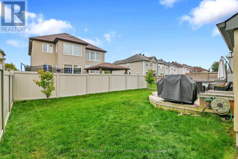 29066355/1878-montmere-avenue/notting-hillsummerside/ottawa/ontario/K4A0L7_36