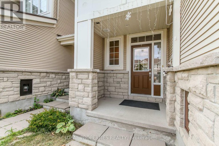 28714023/565-pepperville-crescent-n/emerald-meadowstrailwest/ottawa/ontario/K2M0E6_2
