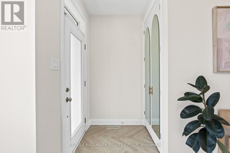 28452822/3000-travertine-way/half-moon-bay/ottawa/ontario/K2J6W5_2