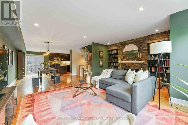 28873481/330-boudreau-street/vanier/ottawa/ontario/K1L0A7_12