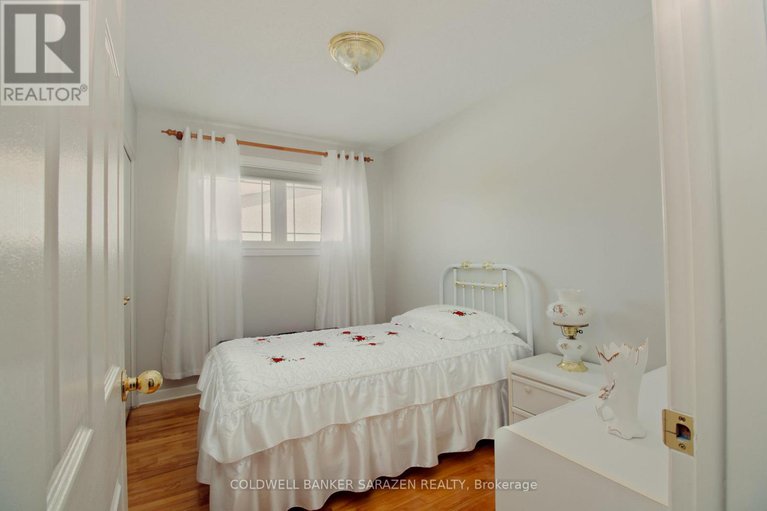 27983811/2435-heaton-avenue/elmvale-acres/ottawa/ontario/K1G1J1_7