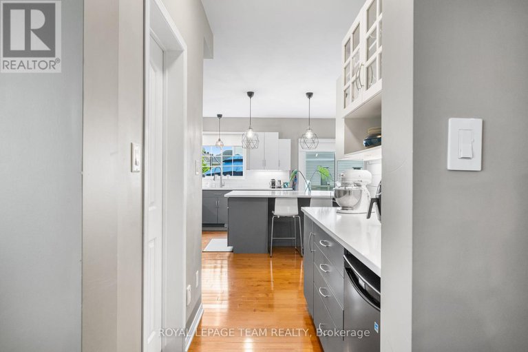28373932/47-blackshire-circle/stonebridge/ottawa/ontario/K2J5M2_16