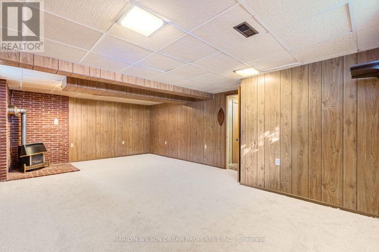 29302760/18-virgil-road/lynwood-village/ottawa/ontario/K2H6B3_21