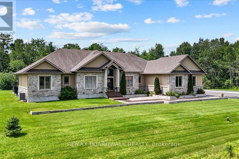 29292036/1610-linkland-court/cumberland-estates/ottawa/ontario/K4C0A5_1