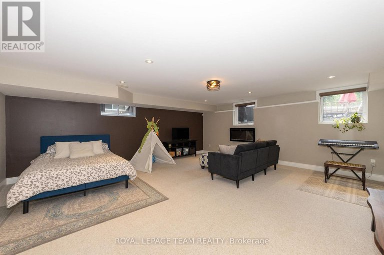 28836024/204-ancaster-avenue/woodroffe/ottawa/ontario/K2B5B3_23
