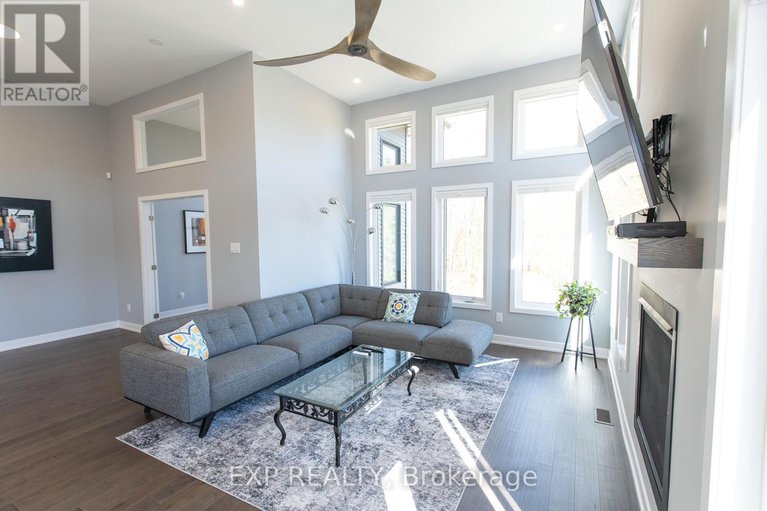 28954459/111-frank-fisher-crescent/mississippi-mills-ramsay-twp/mississippi-mills/ontario/K0A1A0_11