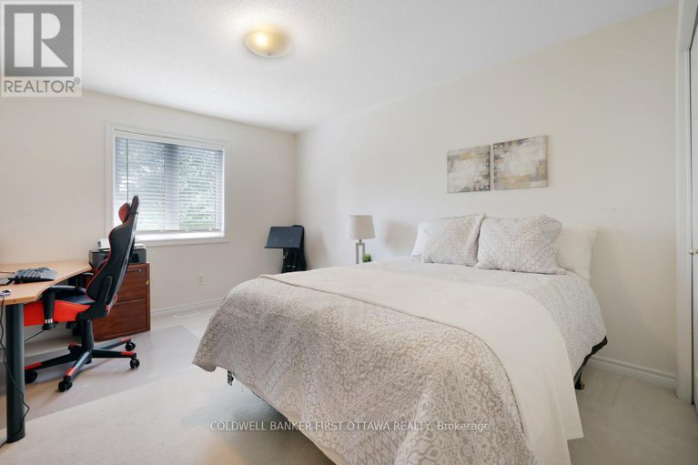 28505247/69-friendly-crescent/stittsville-south/ottawa/ontario/K2S2B6_24