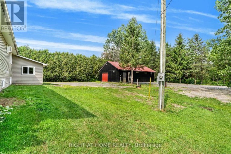 29647350/353-russell-road/clarencerockland-twp/clarence-rockland/ontario/K0A2A0_31