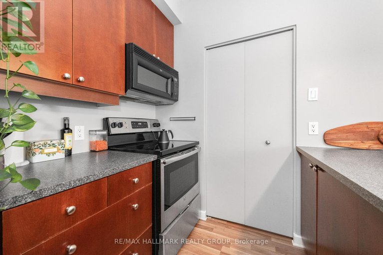 29275493/306-150-caroline-avenue/ottawa-west/ottawa/ontario/K1Y4X8_11