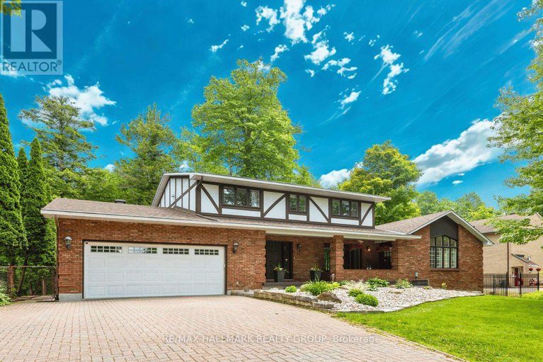 28842720/6431-clingin-lane/manotick-south-to-roger-stevens/ottawa/ontario/K4M1B3_1