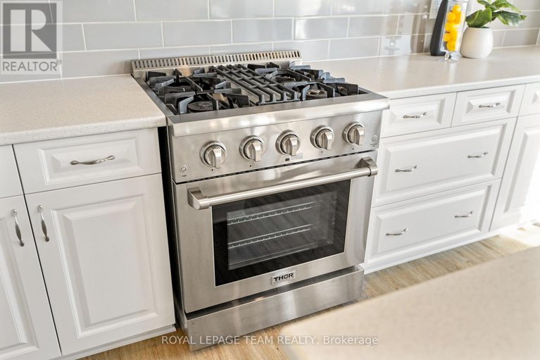 28951687/303-sweetclover-way/avalon-west/ottawa/ontario/K4A1E5_12