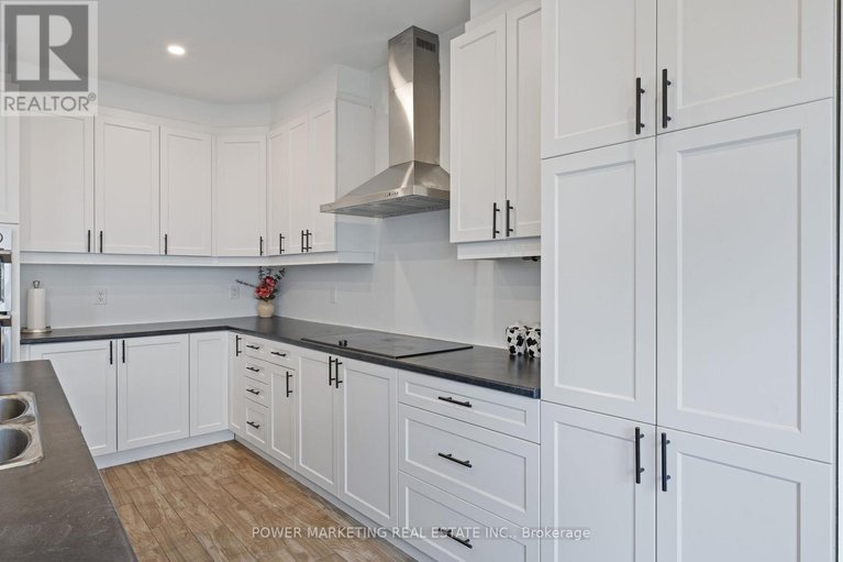 29578395/159-celestial-grove/half-moon-bay/ottawa/ontario/K2J6K6_17