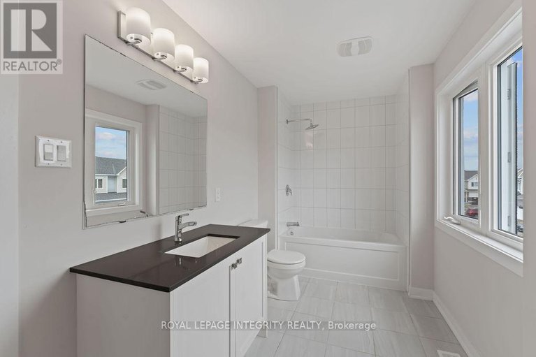 28798690/255-falsetto-street/mer-bleuebradley-estatesanderson-park/ottawa/ontario/K1W1E9_22
