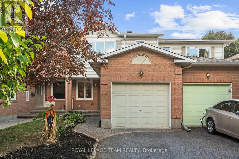 28867147/16-baton-court/katimavik/ottawa/ontario/K2L4C8_1