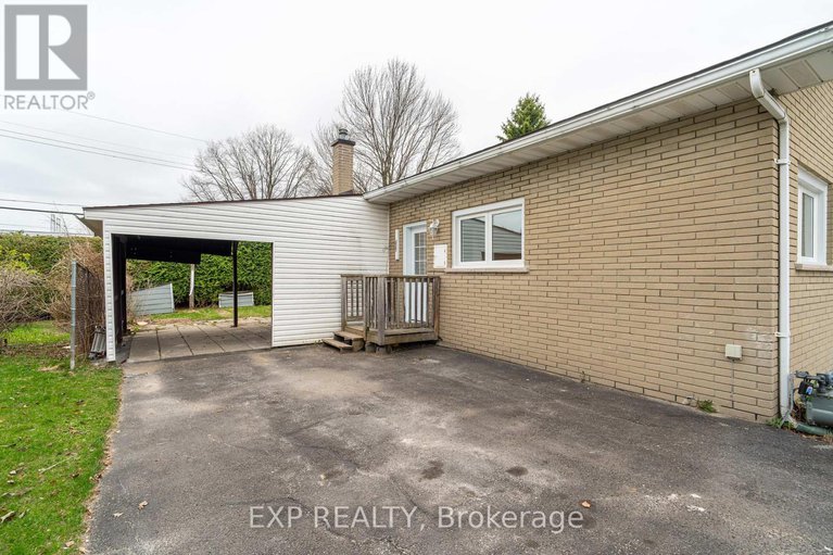 28518975/120-knoxdale-road/manordale/ottawa/ontario/K2G1A7_31