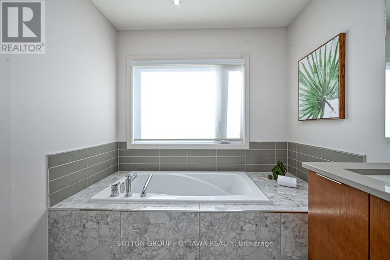 28823446/732-wooler-place/leitrim/ottawa/ontario/K1T0T5_29