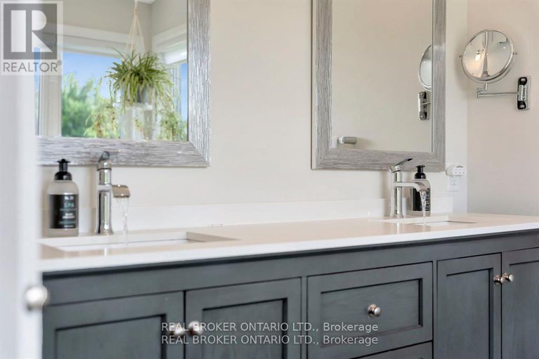 29099863/114-smith-road/north-grenville-twp-kemptville-south/north-grenville/ontario/K0G1T0_29