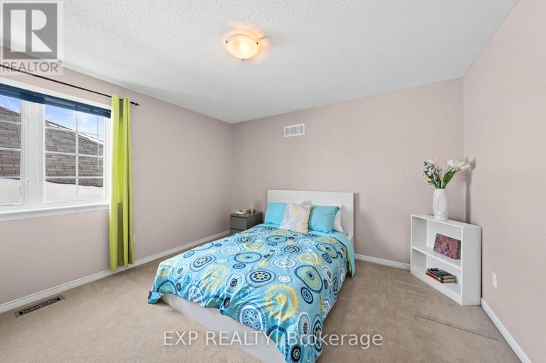 29385318/117-joshua-street/mer-bleuebradley-estatesanderson-park/ottawa/ontario/K1W0A4_27