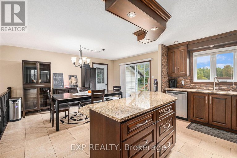 28799332/16-landriault-avenue/champlain-twp/champlain/ontario/K0B1K0_10