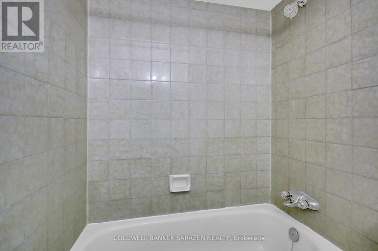 28363113/412-214-viewmount-drive/borden-farmstewart-farmcarleton-heightsparkwood-hills/ottawa/ontario/K2E7X3_20