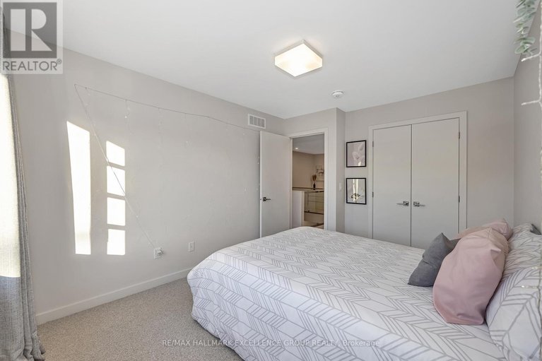 29639073/677-honeydew-street/riverside-southgloucester-glen/ottawa/ontario/K1X0K5_26