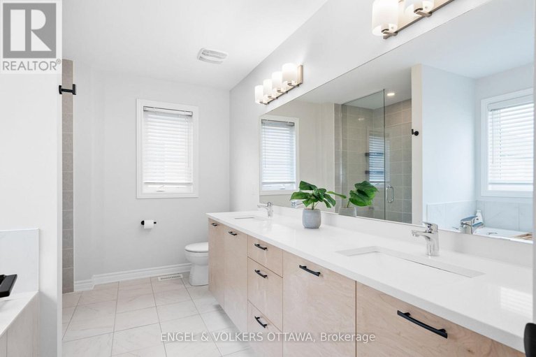 28570554/329-finial-way/half-moon-bay/ottawa/ontario/K2J6V9_26