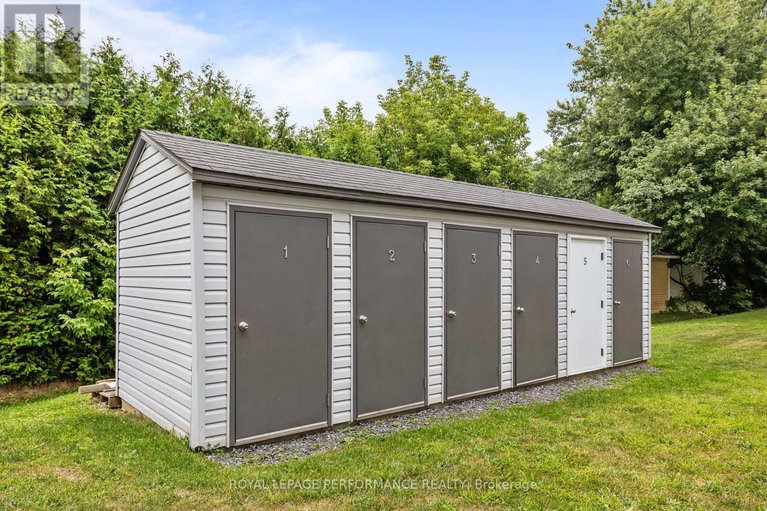 29064549/1c-75-lapointe-boulevard/embrun/russell/ontario/K0A1W0_27